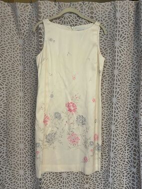 Petite Sophisticate Ivory 100% Silk Midi Dress Floral Print